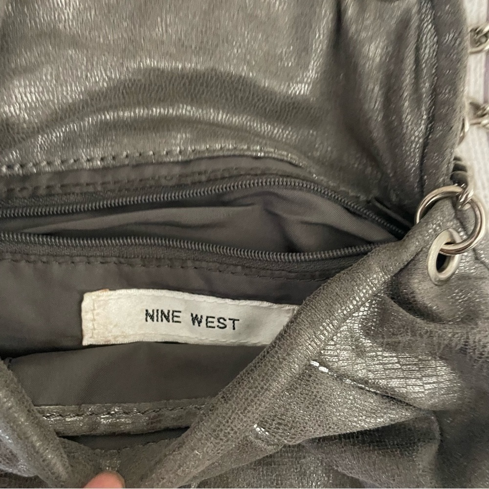 NINE WEST Women’s Crossbody Silver Grey Purse - Picture 5 of 7